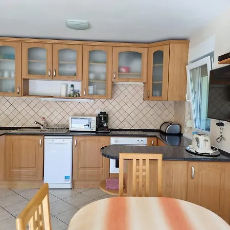 Pensión Doni Prémium Vendégház 3*