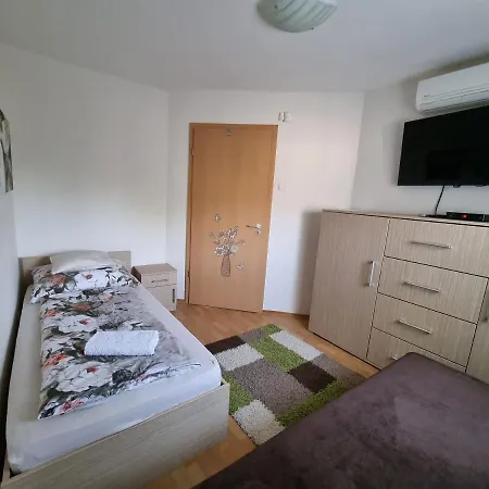 Doni Prémium Vendégház Pensión Orfű