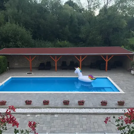 Doni Prémium Vendégház Pensión Orfű